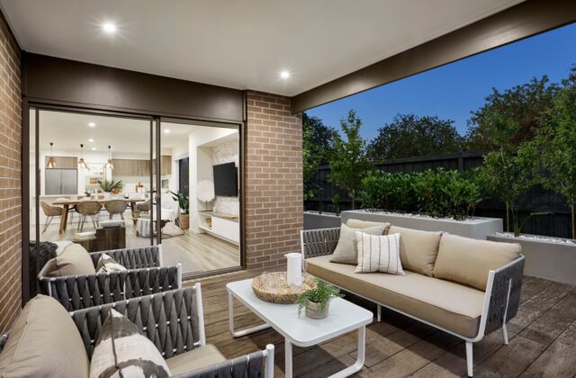 Covered Outdoor Area - Albright Display