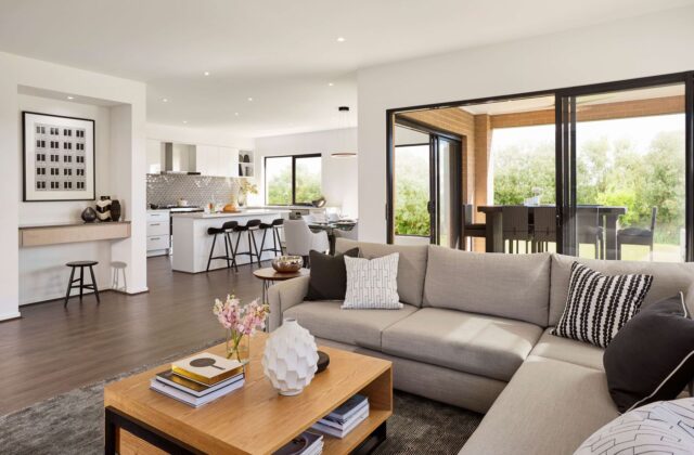 Family - Upper Point Cook Display