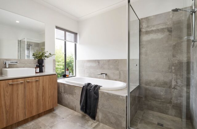 Bathroom - Albright Display