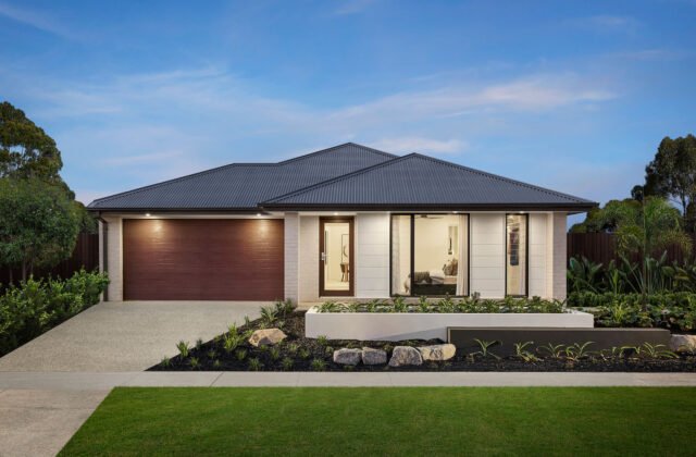 As displayed Canyon Facade - Orana Display