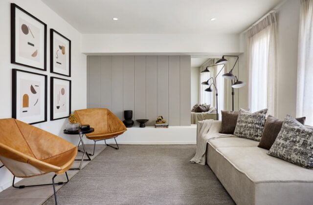 Entry - Harpley Display