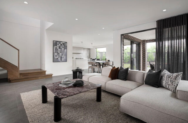 Living - Minta Display