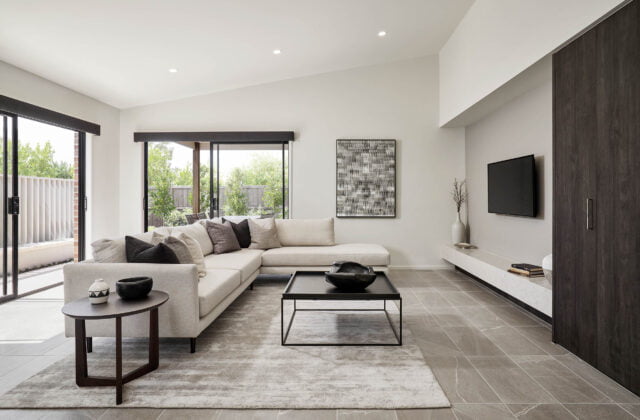 Meals/Living - Aspire Display