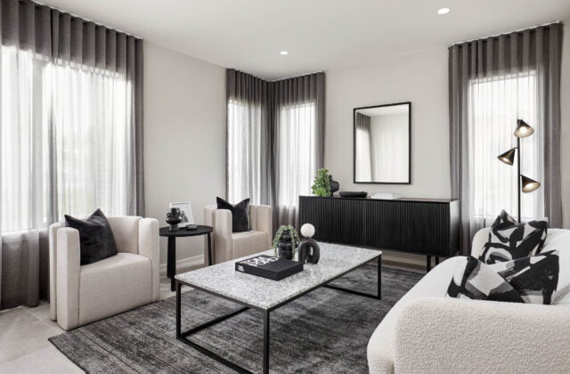 Living - Orana Display