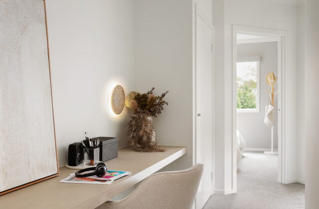 Living - Orana Display