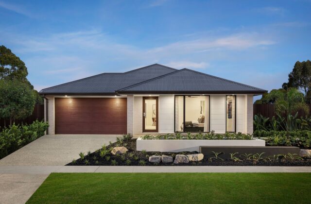 As displayed Canyon Facade - Orana Display