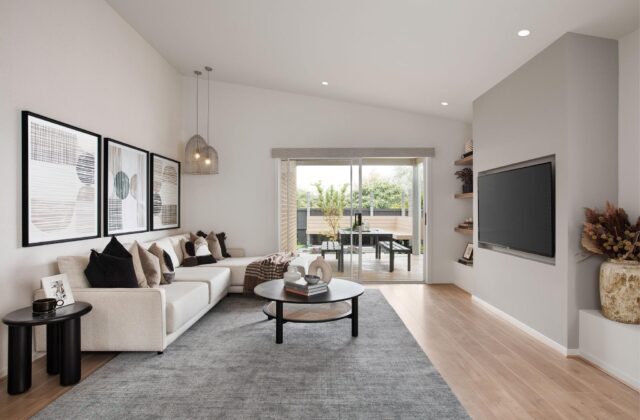 Family - Meridian Display