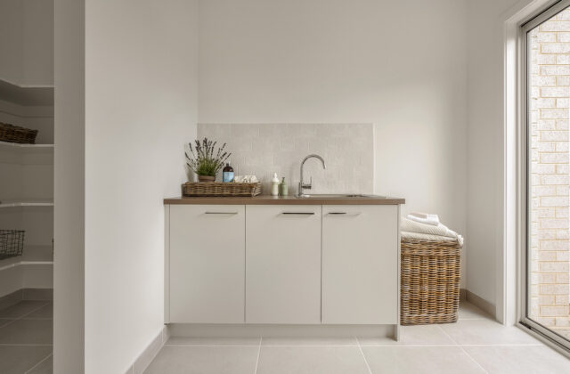 Laundry - Alamora Display