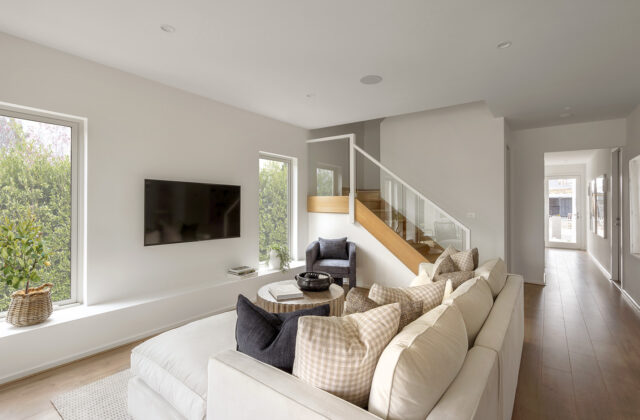 Family - Alamora Display