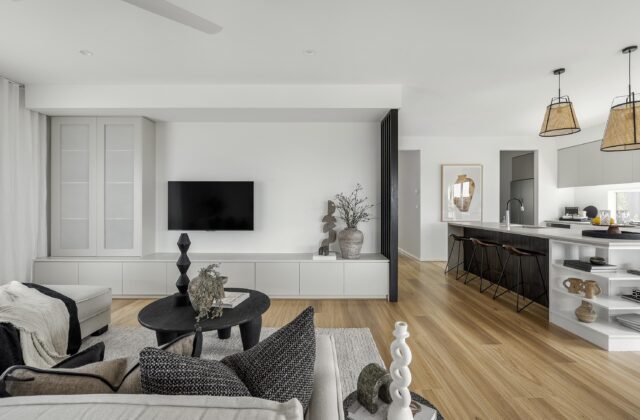 Family/Kitchen - Mt. Atkinson Display