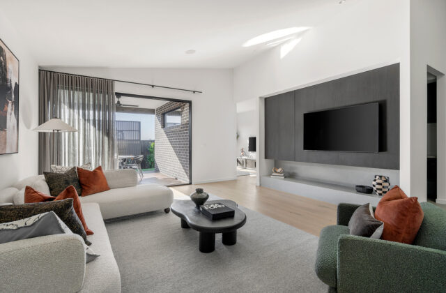 Family - Ferntree Ridge Display 