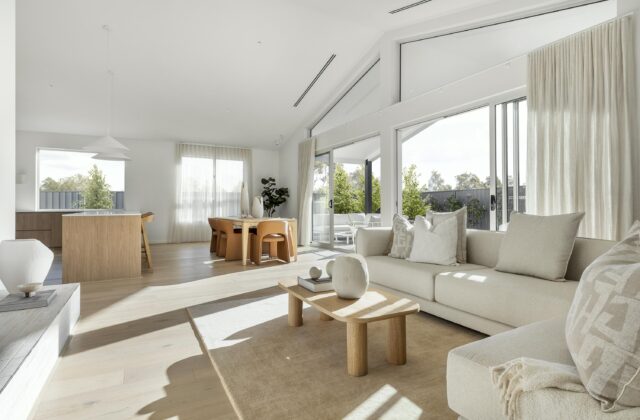 Family/Meals/Covered Outdoor Area - Ridgelea Display