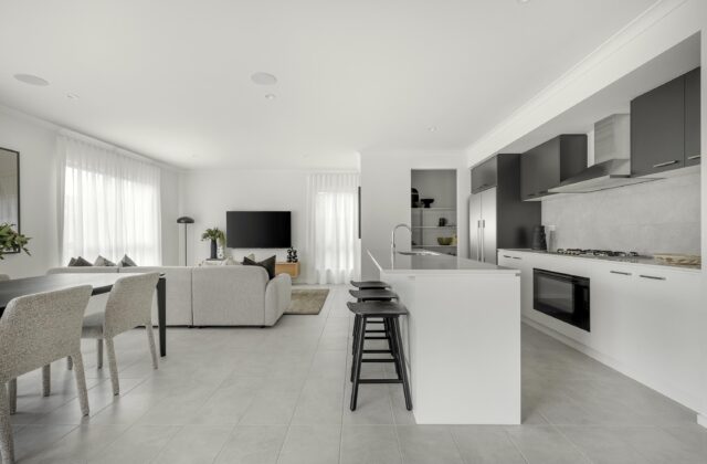 Kitchen/Meals - Ridgelea Display 