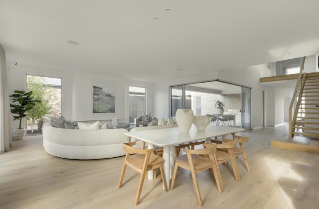 Meals/Family - Riverfield Display 