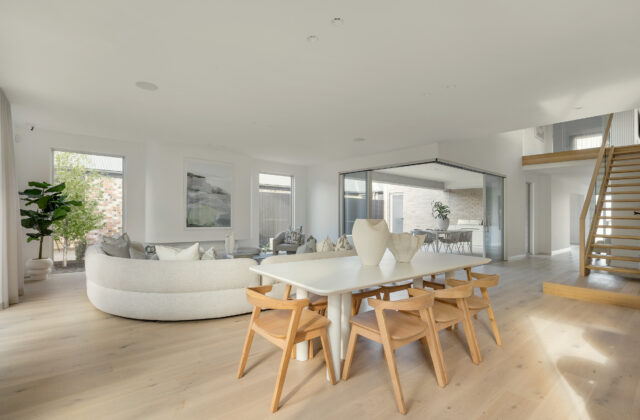 Meals/Family - Riverfield display 